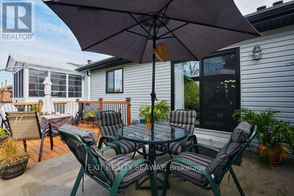 3108 MAURICY CRESCENT - 31