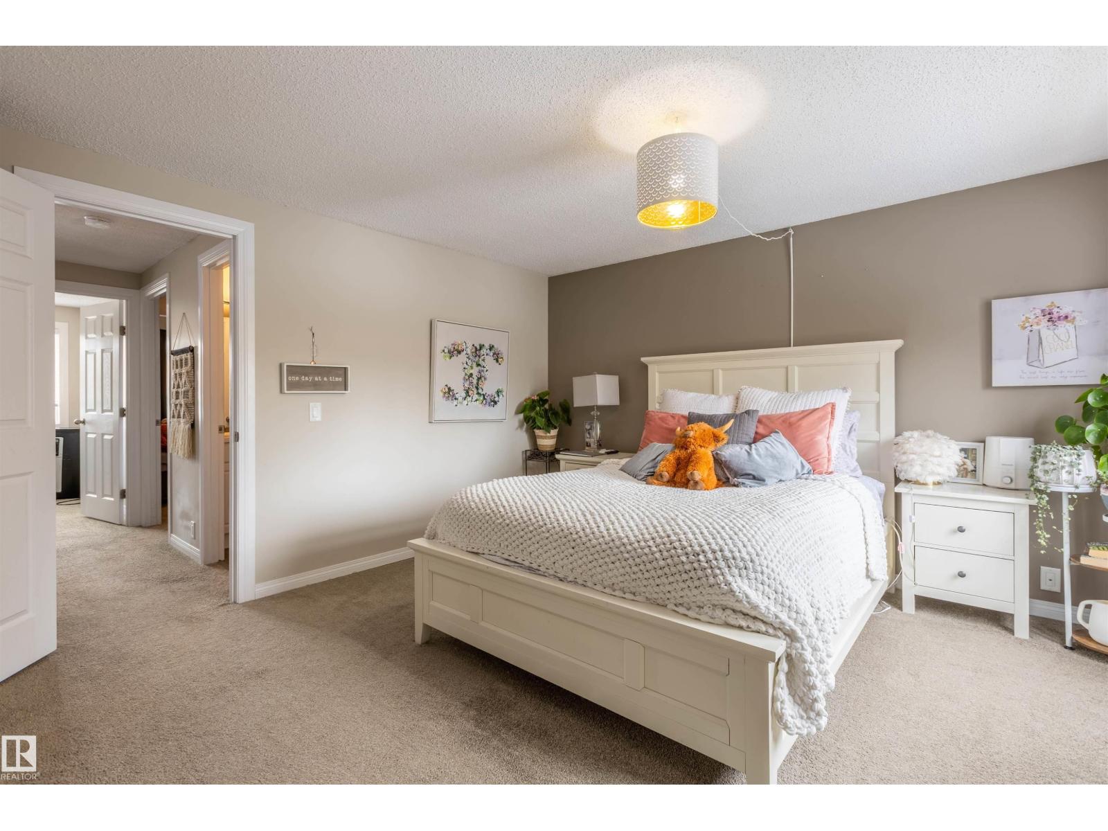 15 Walden PA, St. Albert