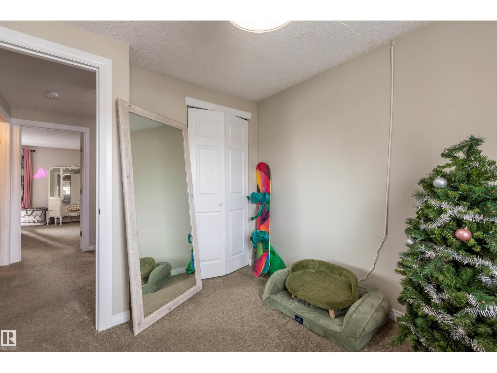 15 Walden PA, St. Albert