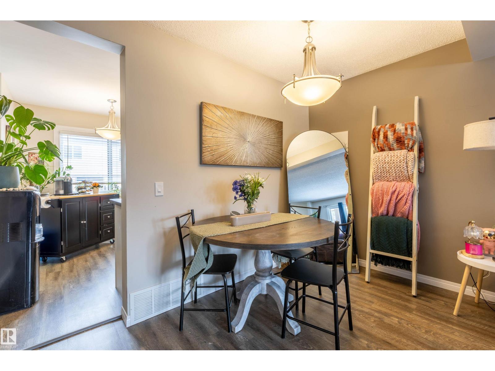 15 Walden PA, St. Albert