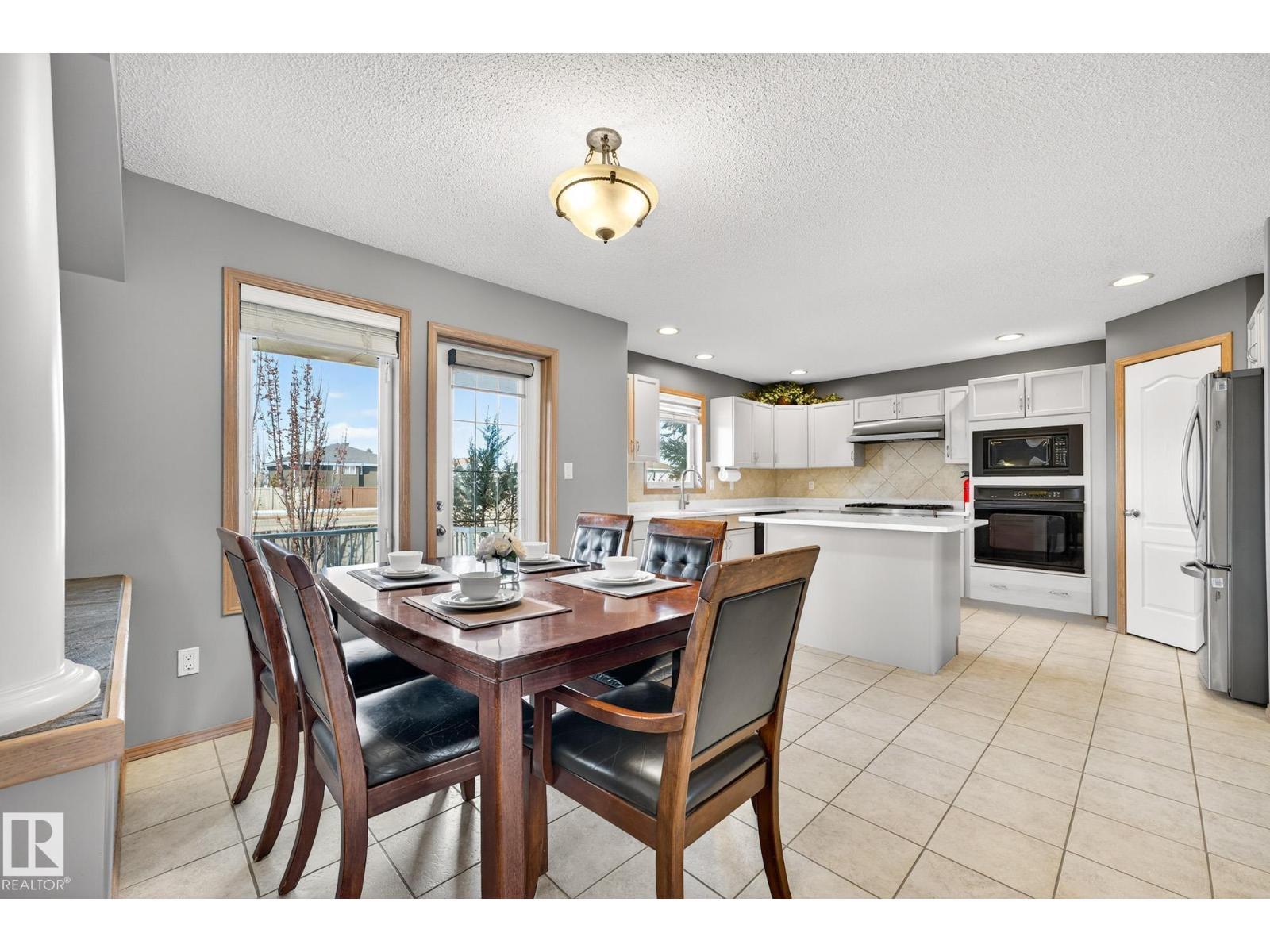 1354 118A ST NW, Edmonton