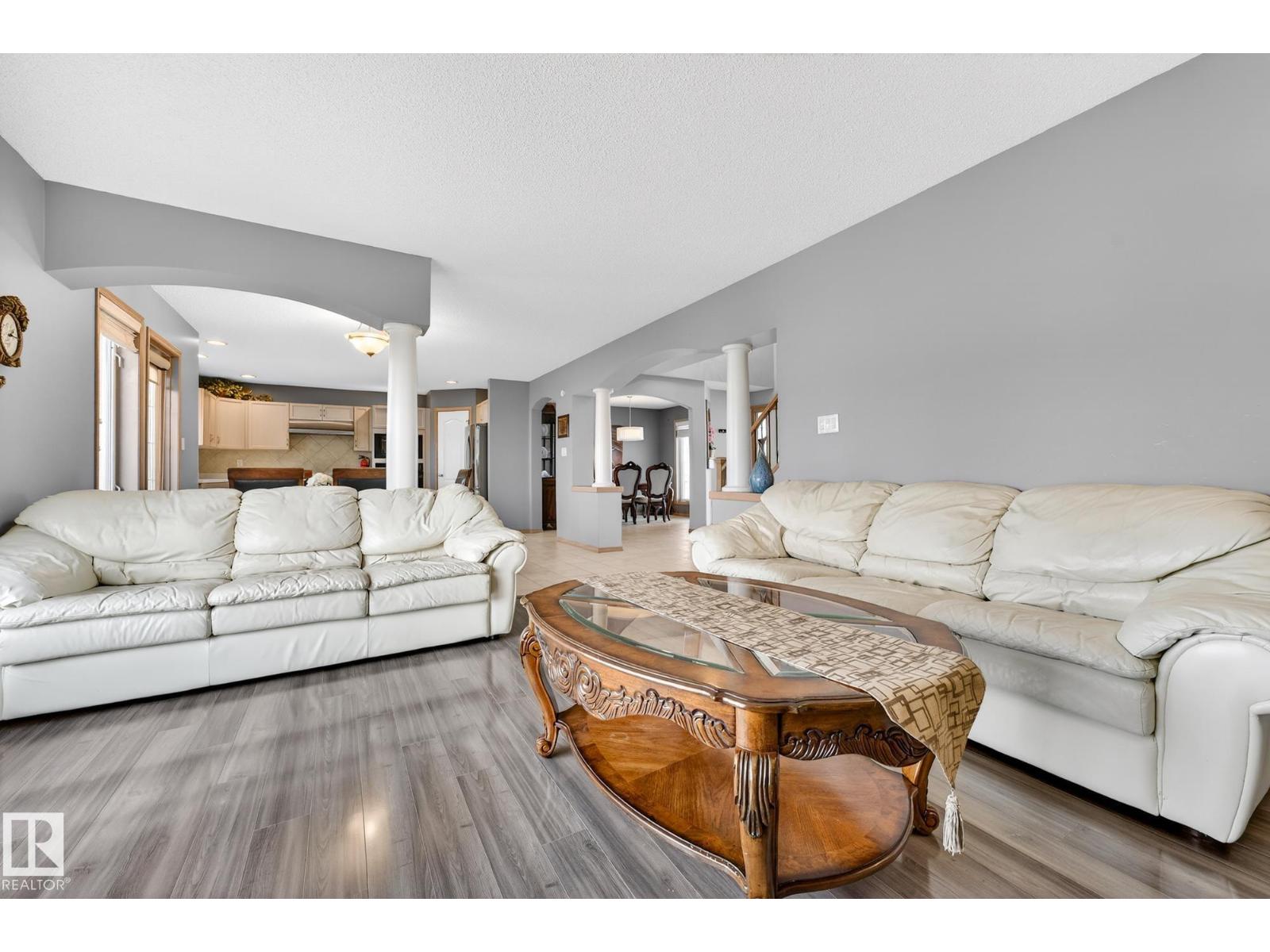 1354 118A ST NW, Edmonton