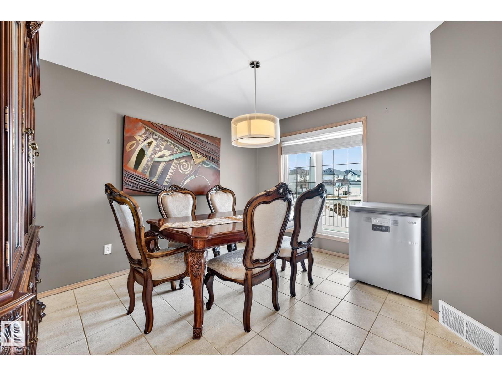 1354 118A ST NW, Edmonton