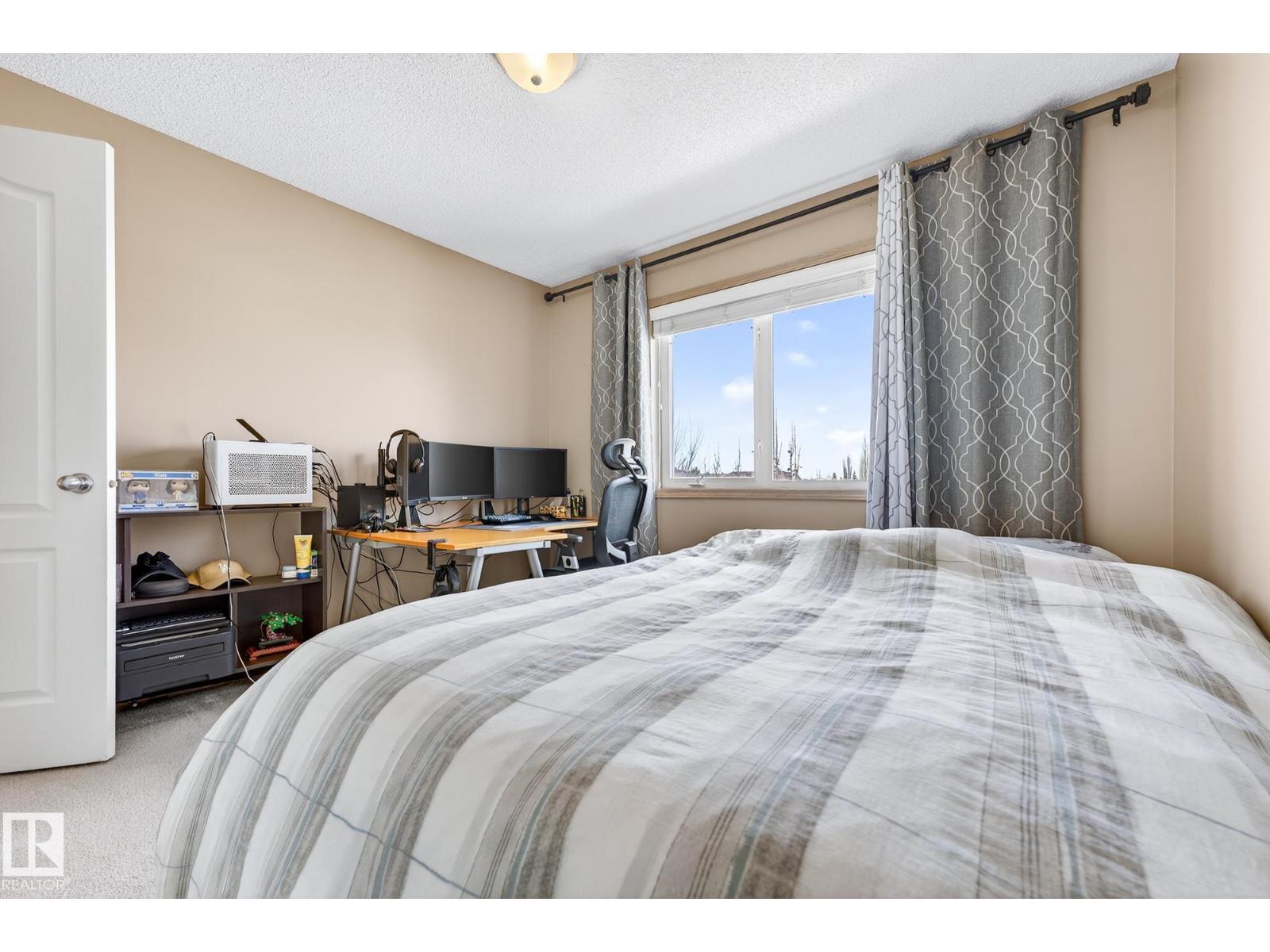 1354 118A ST NW, Edmonton