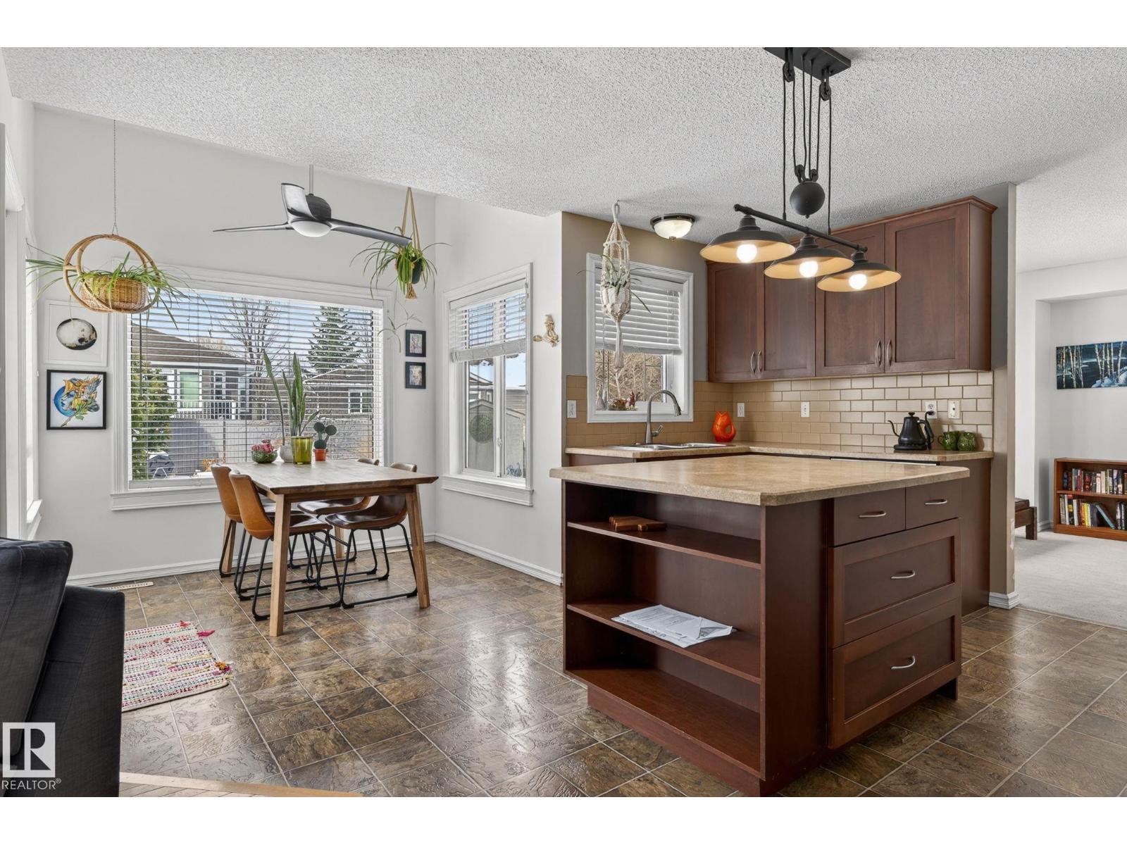 24 FORREST PL, Sherwood Park