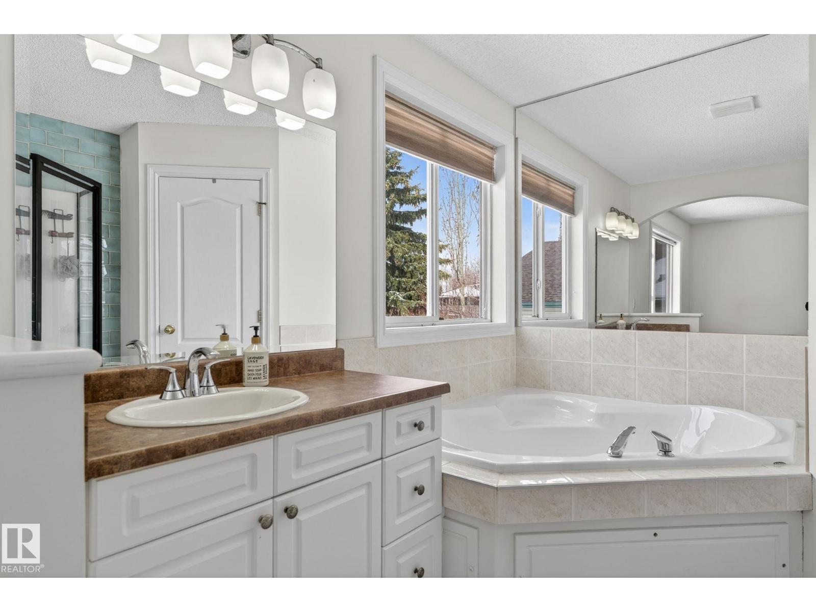 24 FORREST PL, Sherwood Park