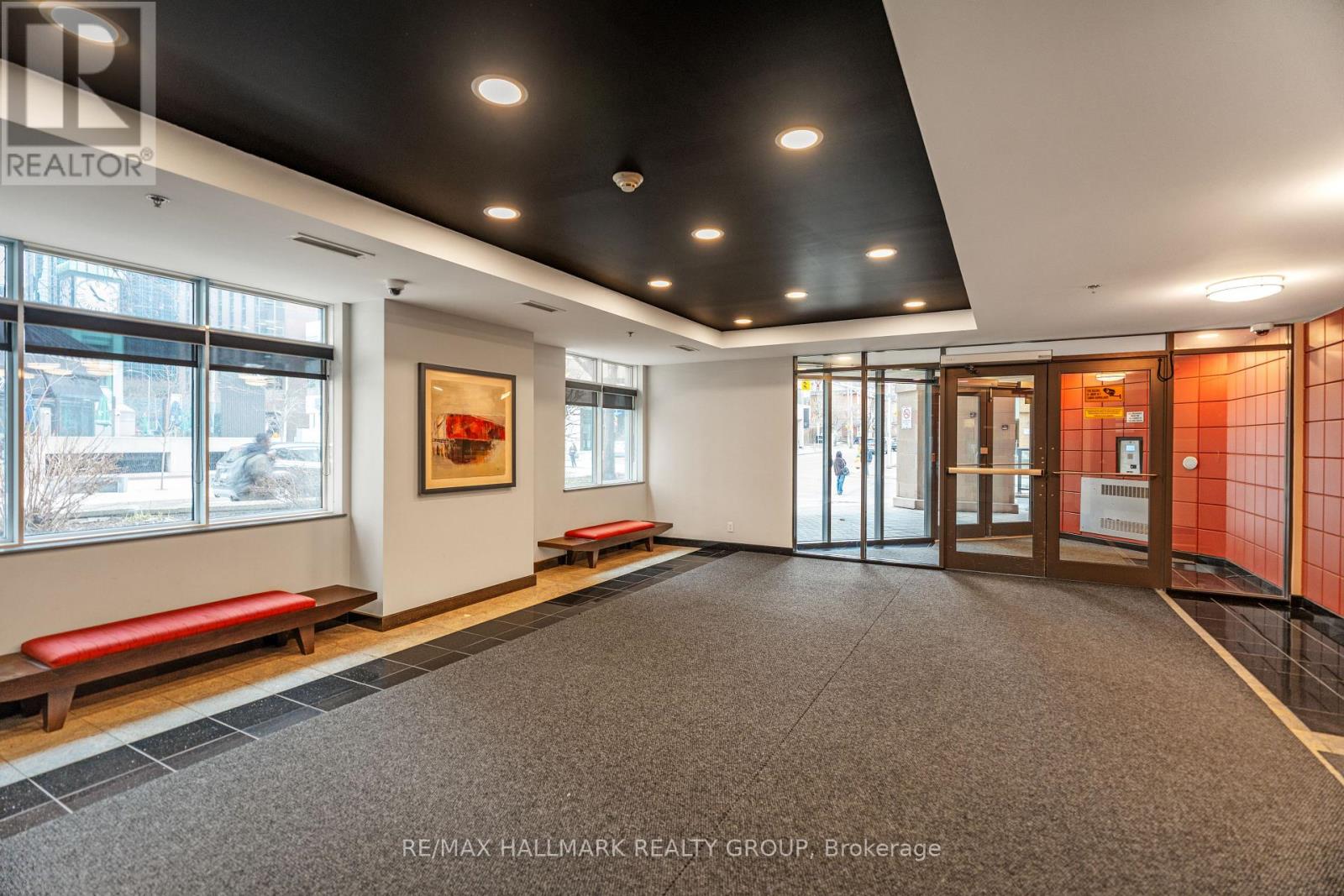 #2103 445 LAURIER AVENUE W - 32