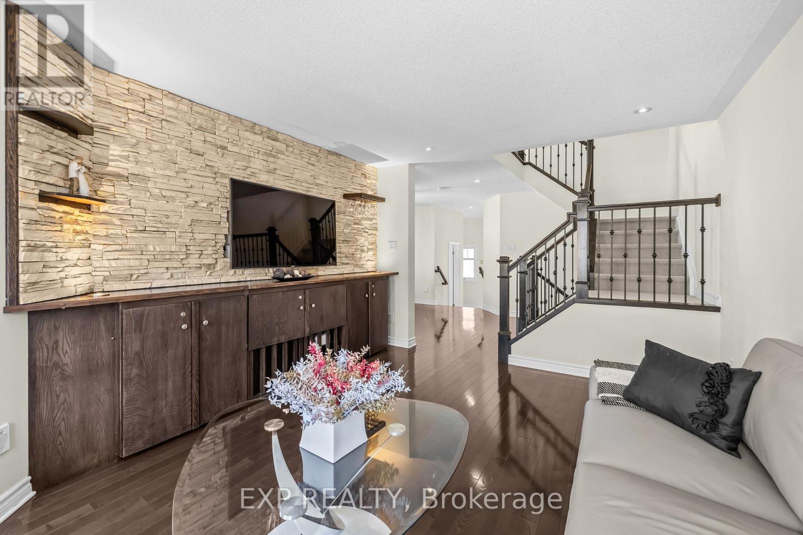 500 LANGELIER AVENUE - 12