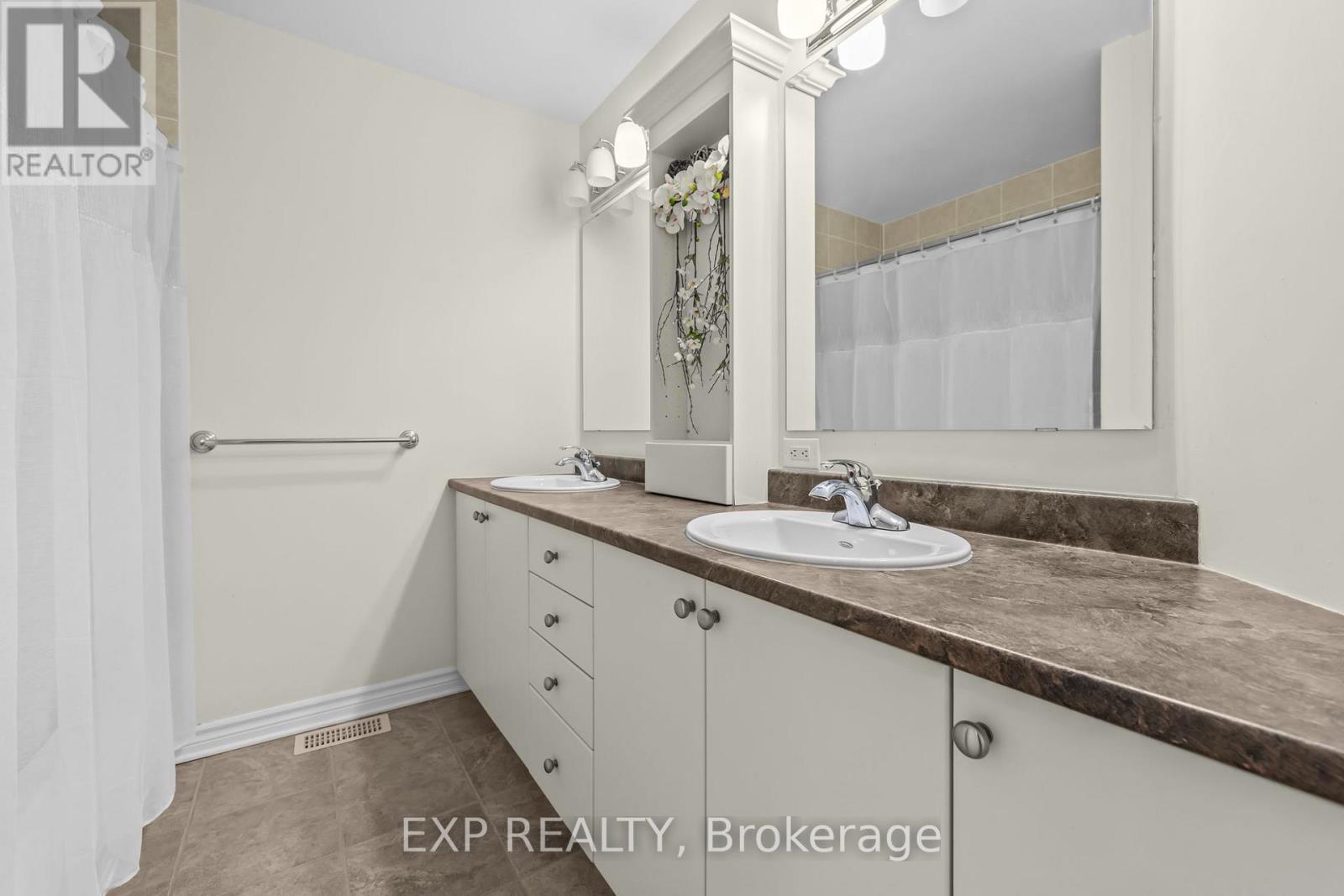 500 LANGELIER AVENUE - 31