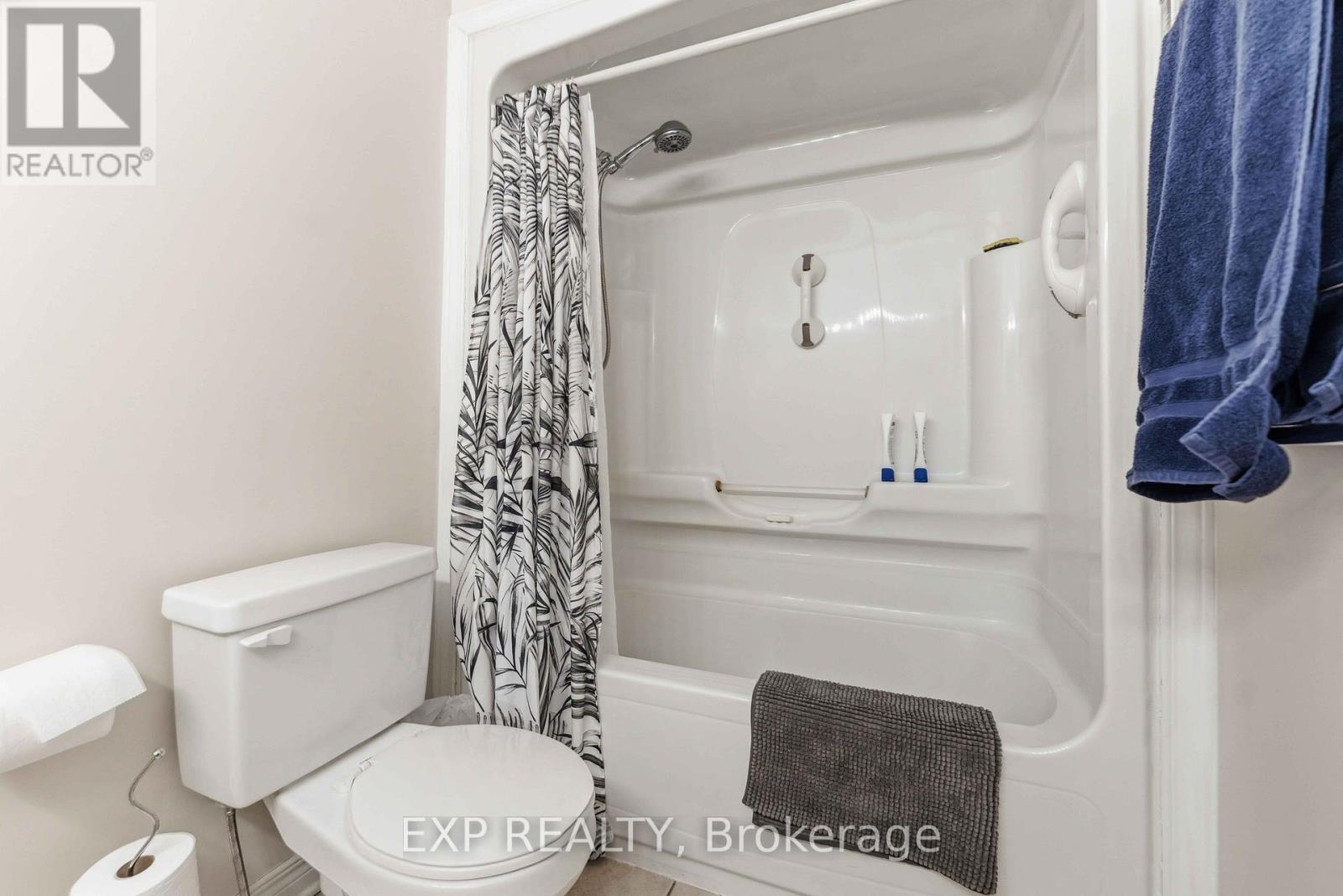 2 Bed, 2 Bath House for Sale in Ottawa – 5655 MAHOGANY HARBOUR LANE, Ottawa – MLS# X13048100 - Image 13