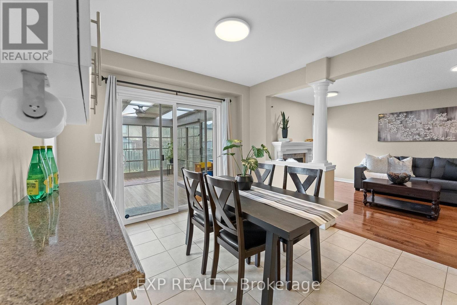 4875 JOHN STREET - 14