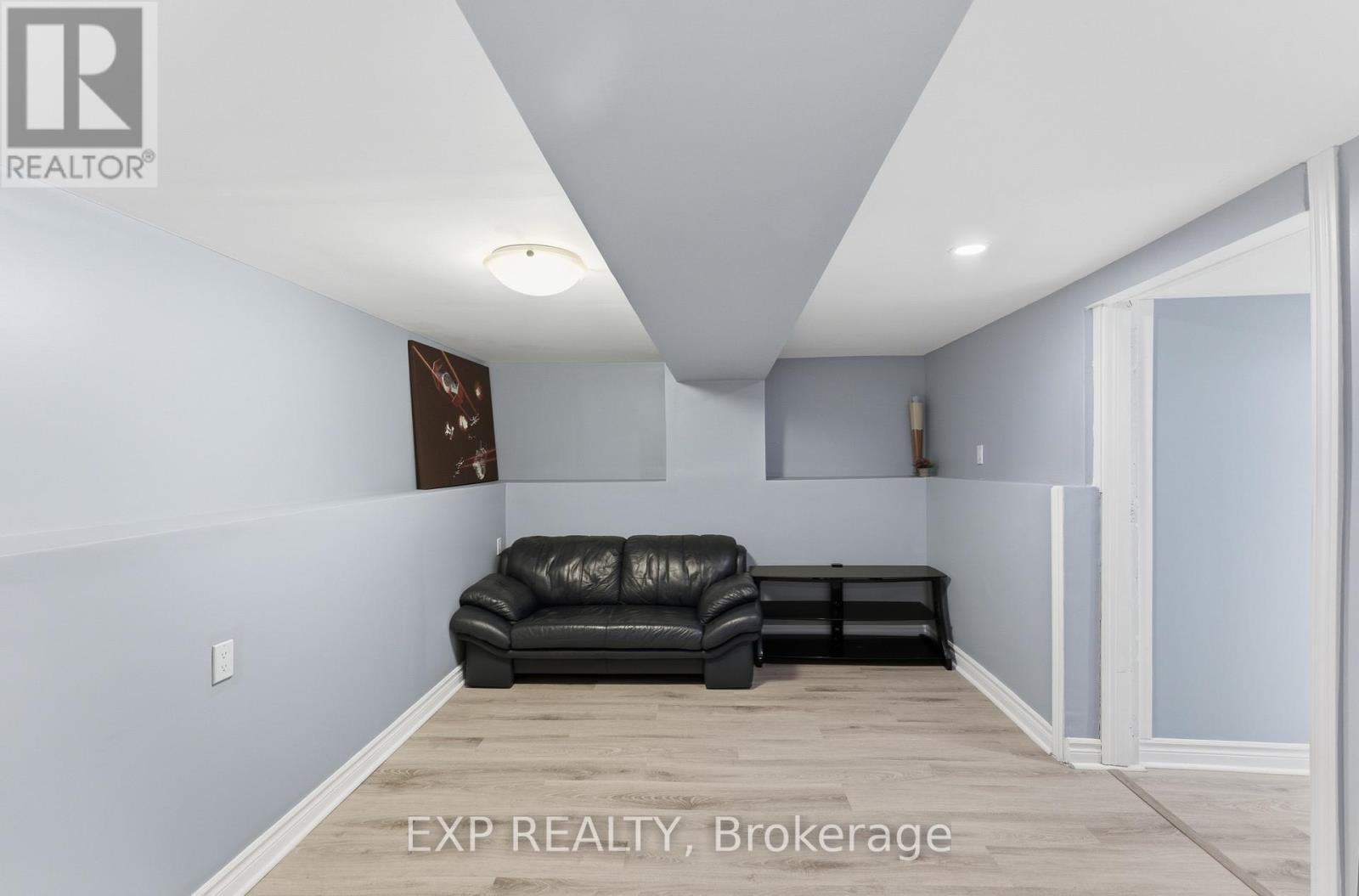 590 SCOTT STREET - 24