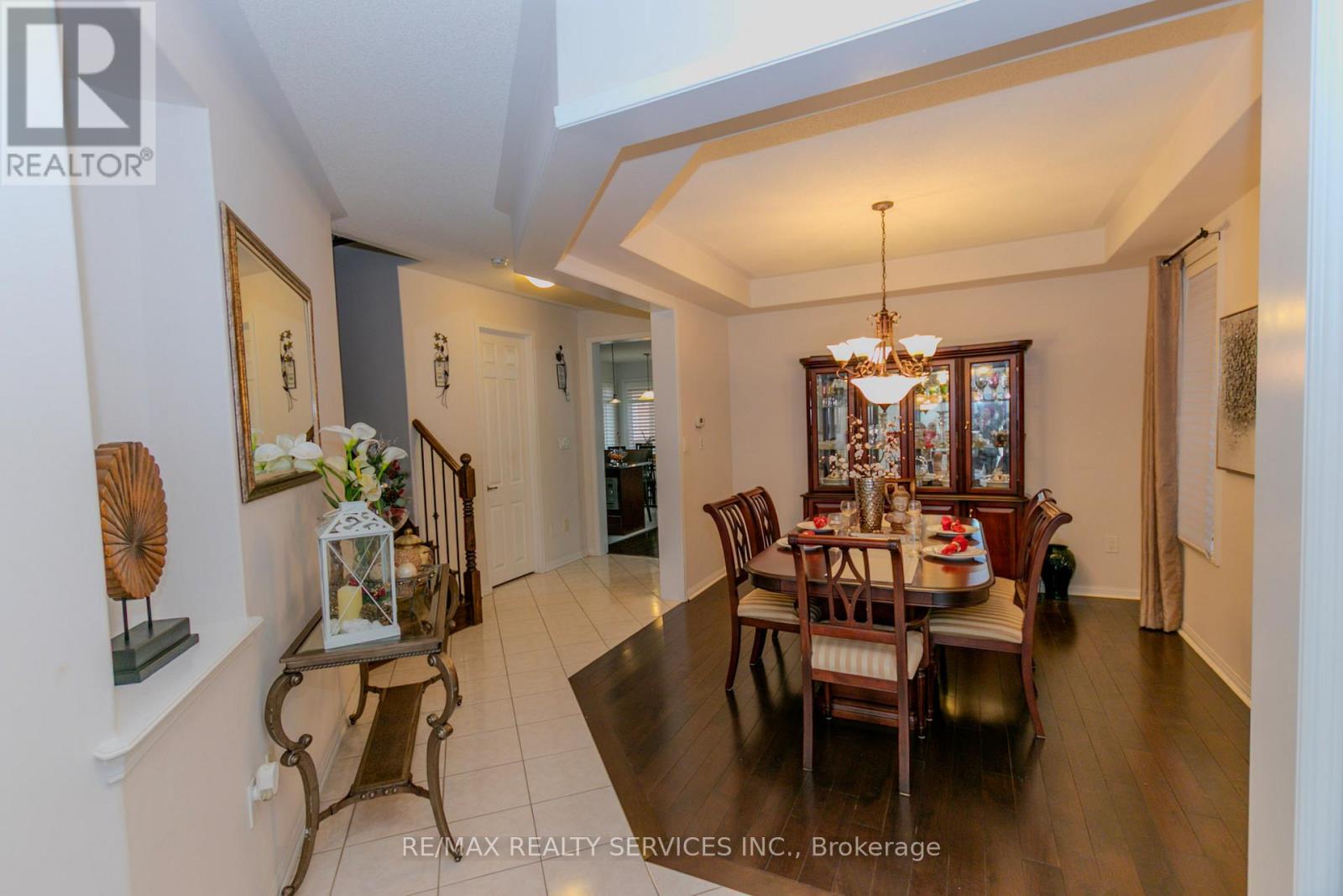 50 GIBBS ROAD — photo 12
