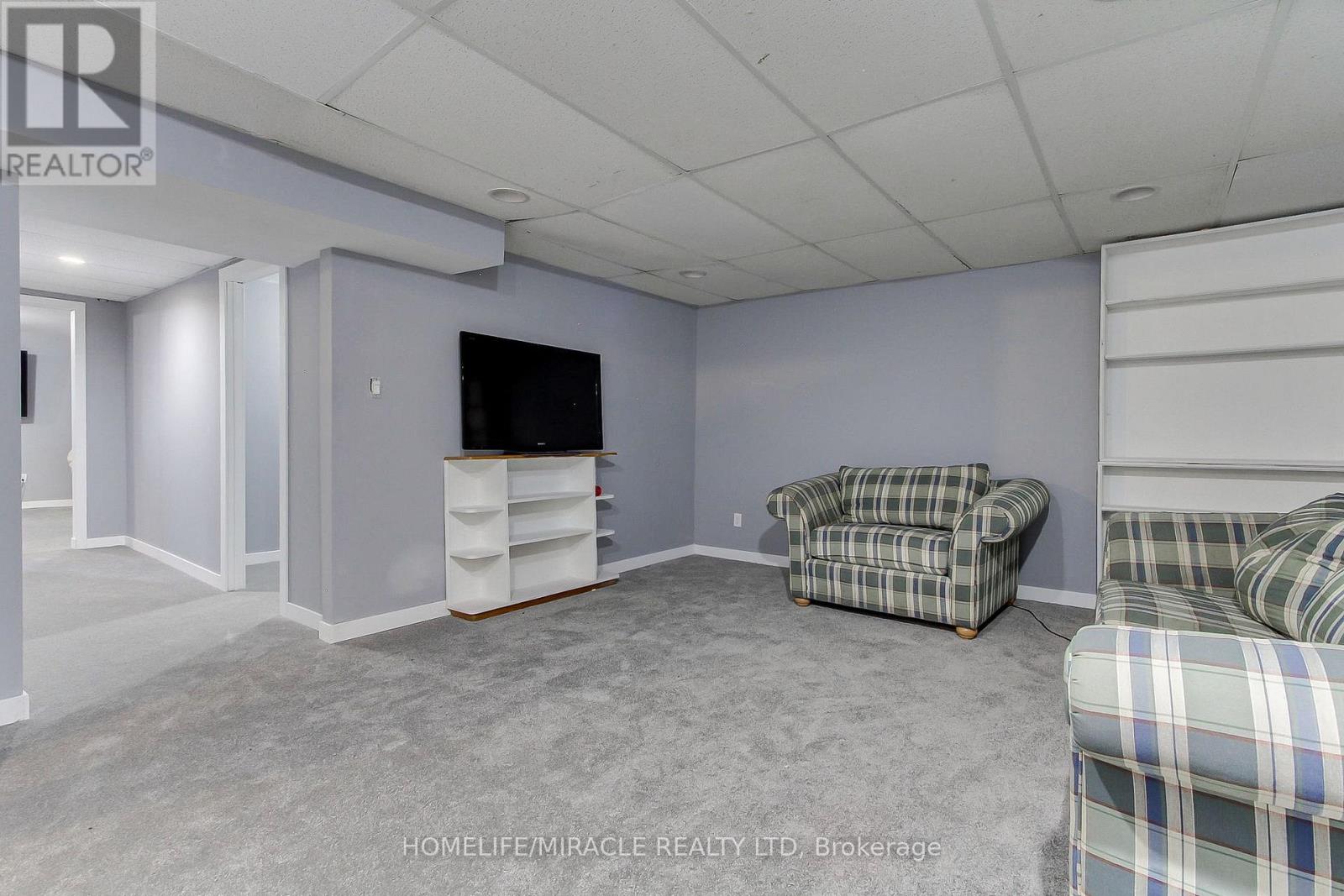 30 NORTHGATE DRIVE — photo 40