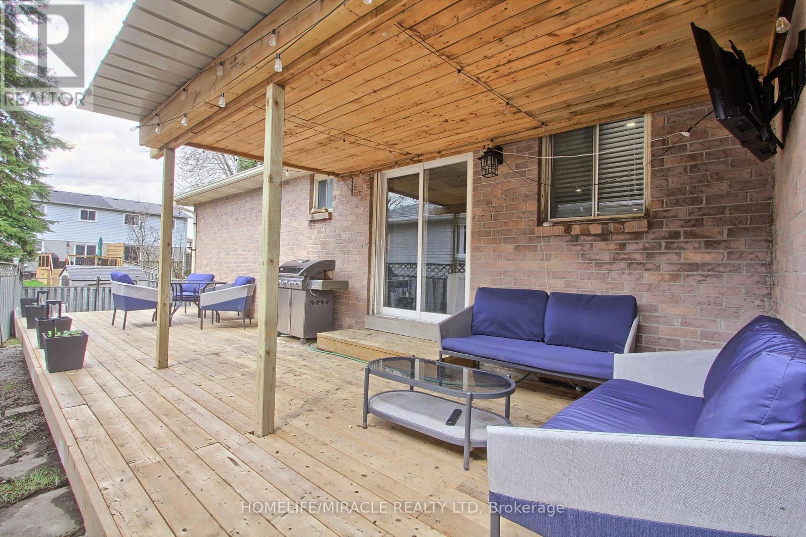 30 NORTHGATE DRIVE - 46
