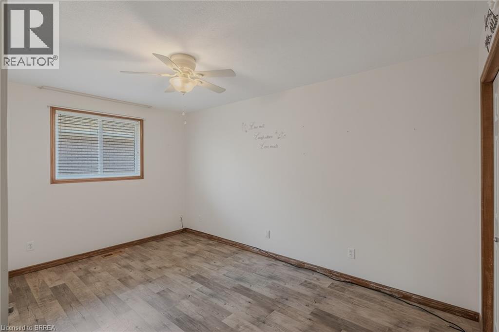 44 DONEGAL Drive - 21