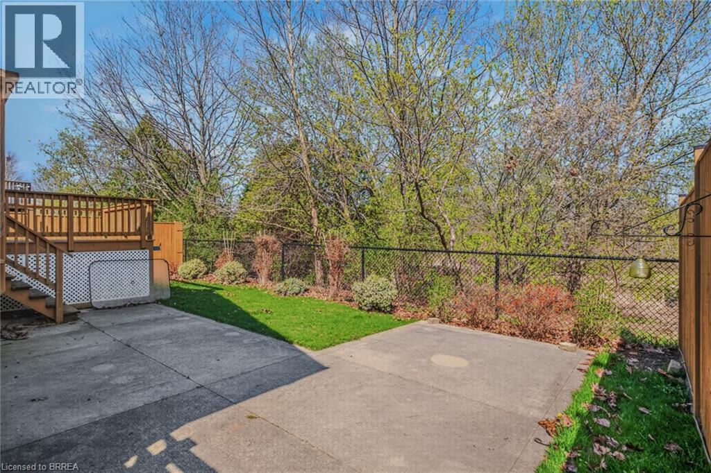 44 DONEGAL Drive - 43