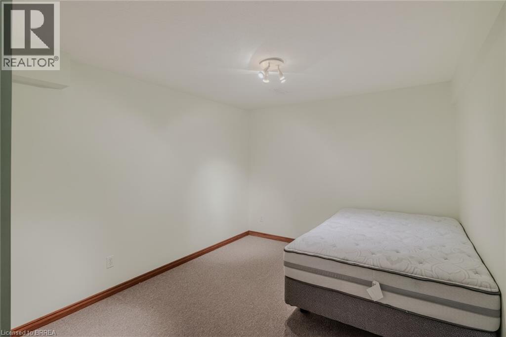 44 DONEGAL Drive - 29