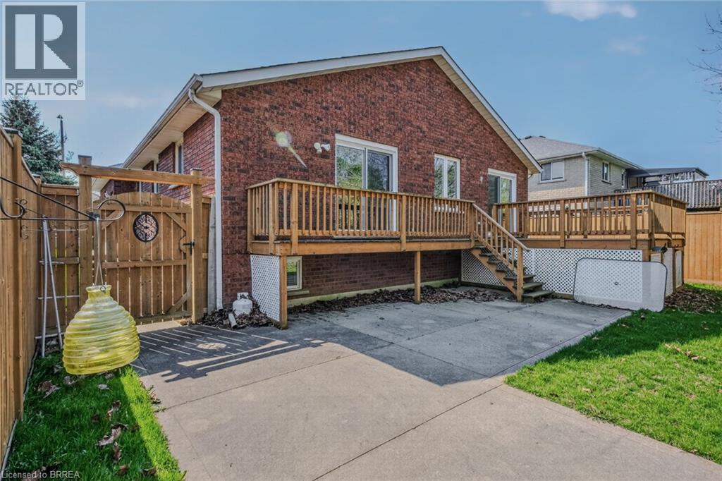 44 DONEGAL Drive - 40