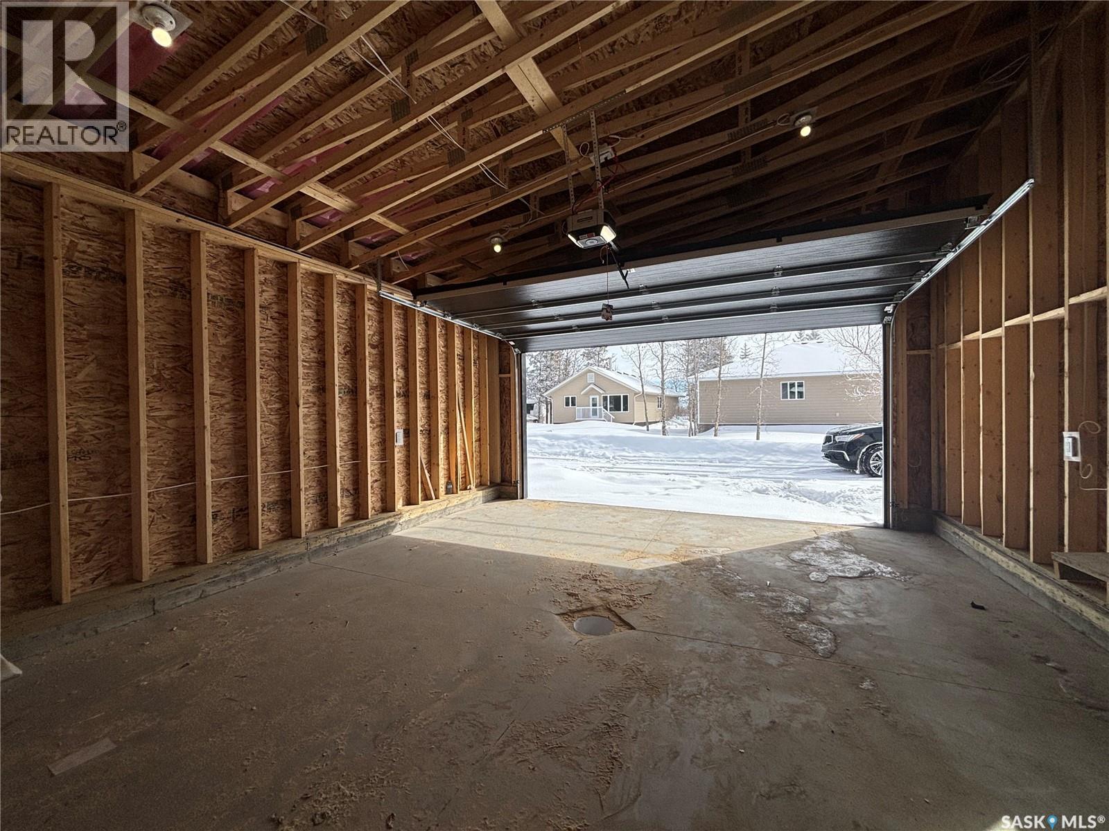 1119 Birchwood AVENUE — photo 52