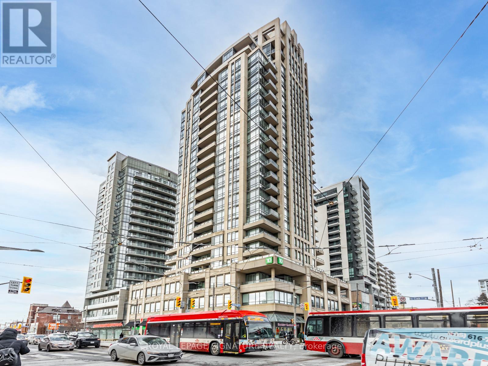 Listing photo of 1607 - 500 ST CLAIR AVENUE W