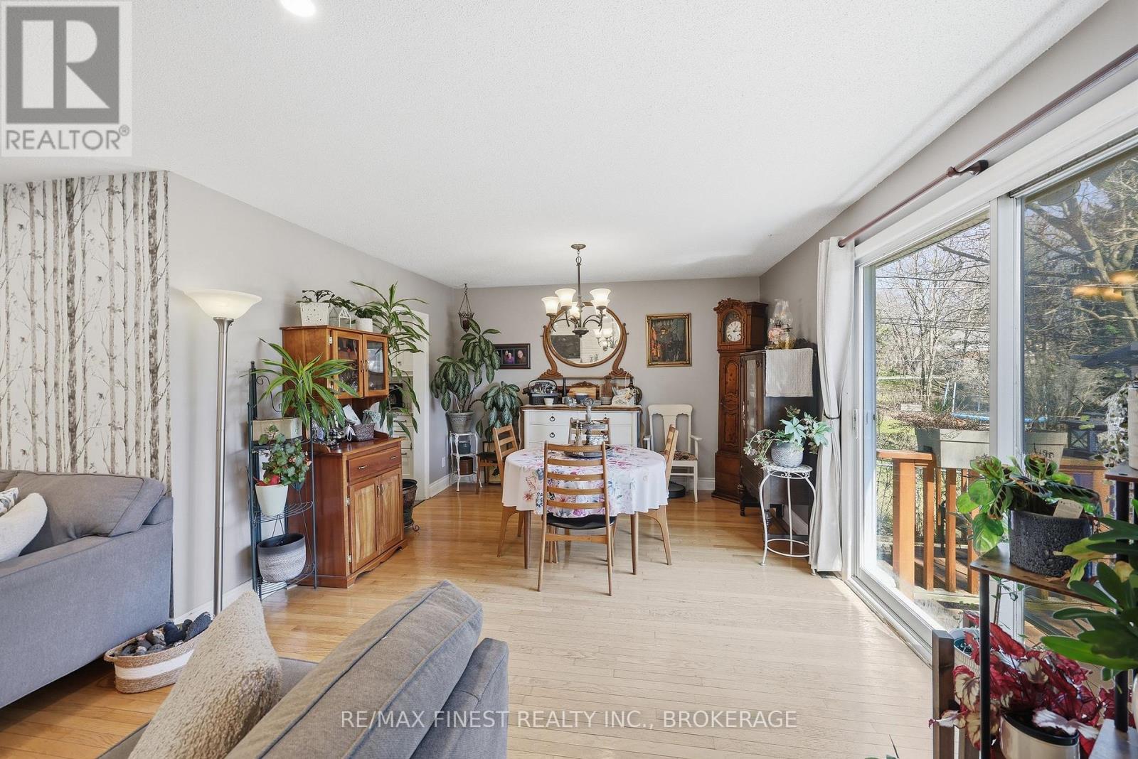 316 GLENGARRY ROAD - 23