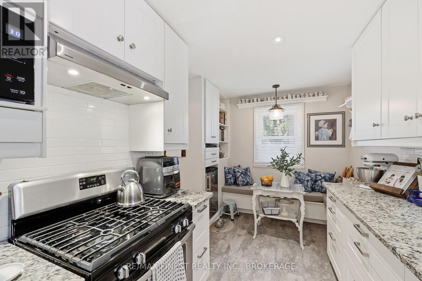 316 GLENGARRY ROAD - 29