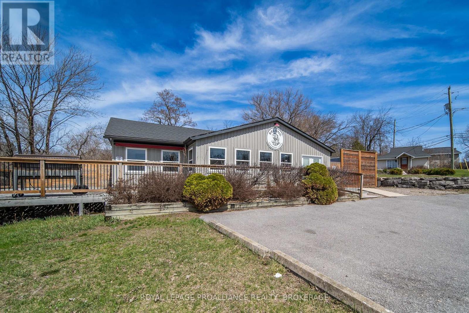 1004 MEDICAL CENTRE ROAD - photo 5
