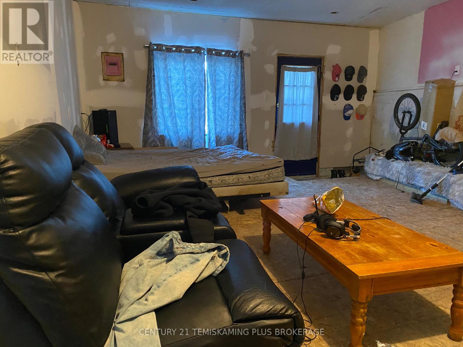 31 GRANDVIEW AVENUE — photo 15