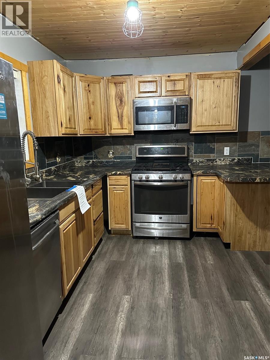321 Walsh STREET - photo 3