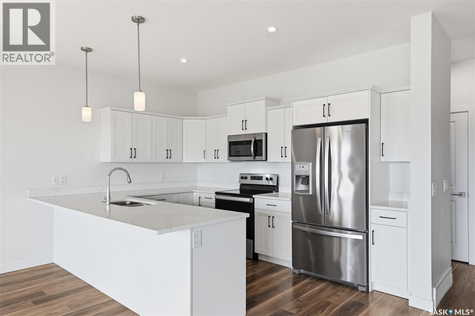 #830 Kensington BOULEVARD - 4