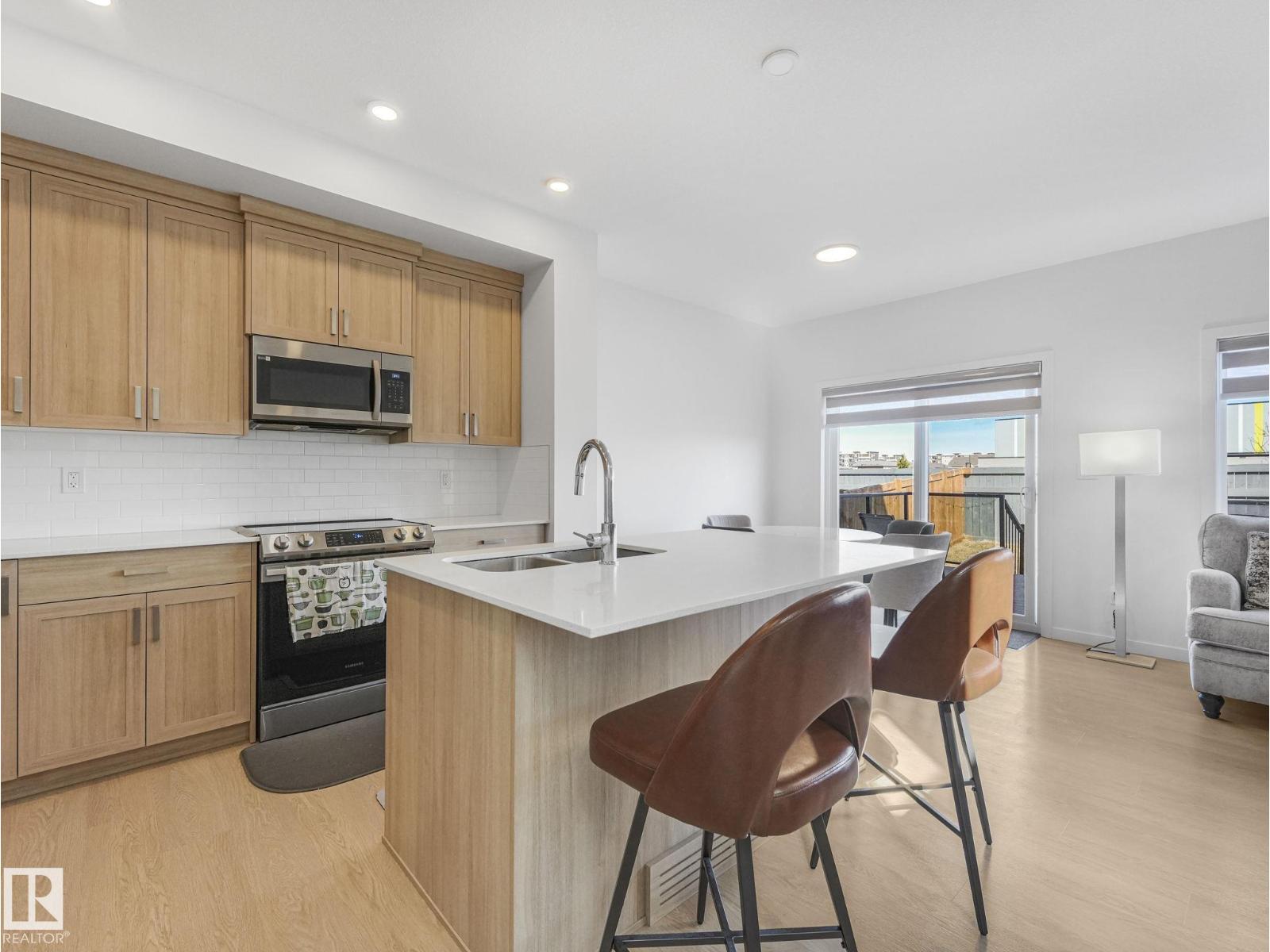 4851 KINNEY RD SW, Edmonton