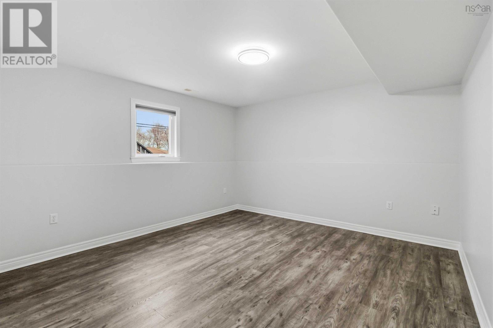 Property 34 of 43 of 90 Serocco Crescent