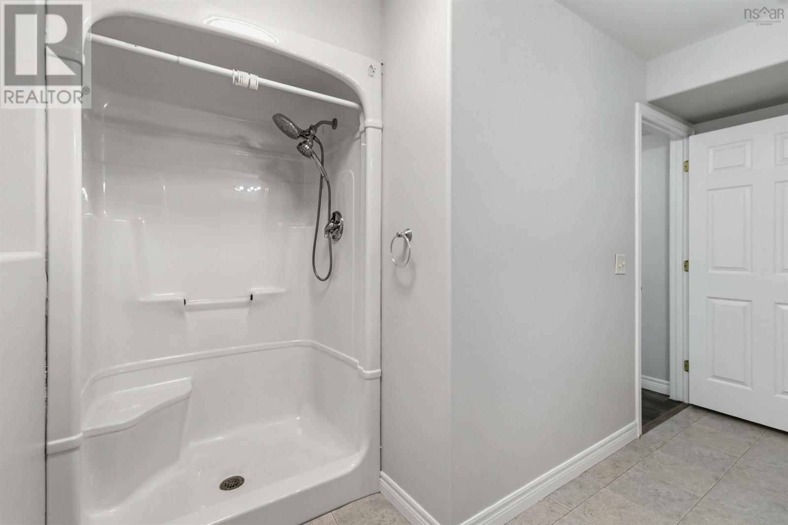 Property 36 of 43 of 90 Serocco Crescent