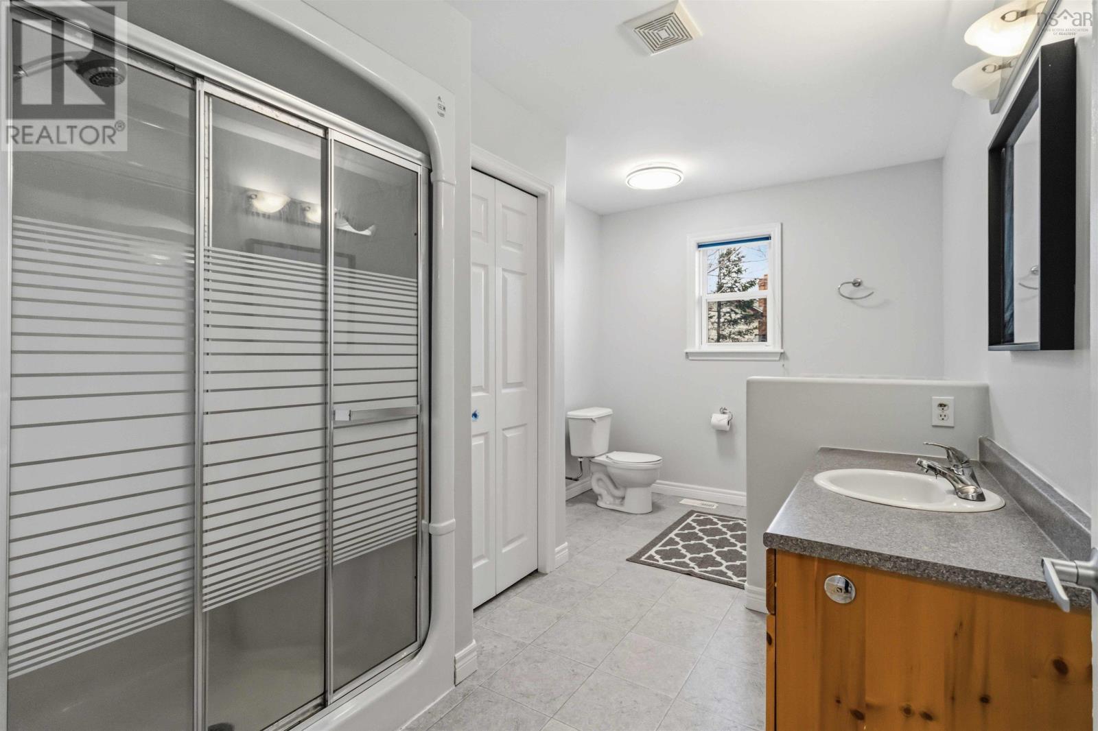 Property 27 of 43 of 90 Serocco Crescent