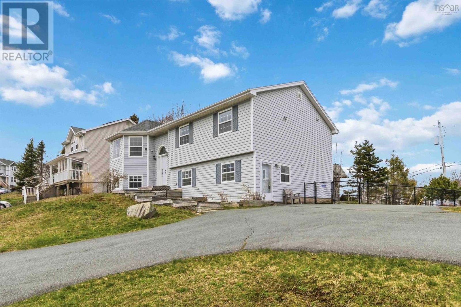 Property 2 of 43 of 90 Serocco Crescent