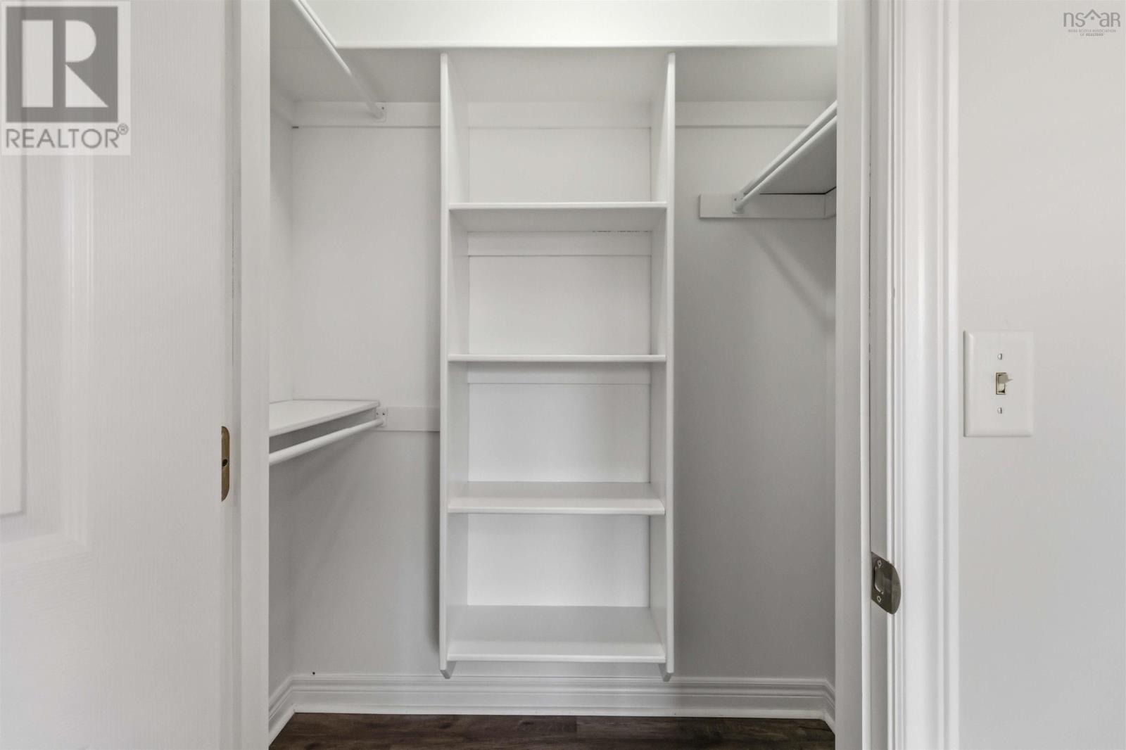 Property 29 of 43 of 90 Serocco Crescent