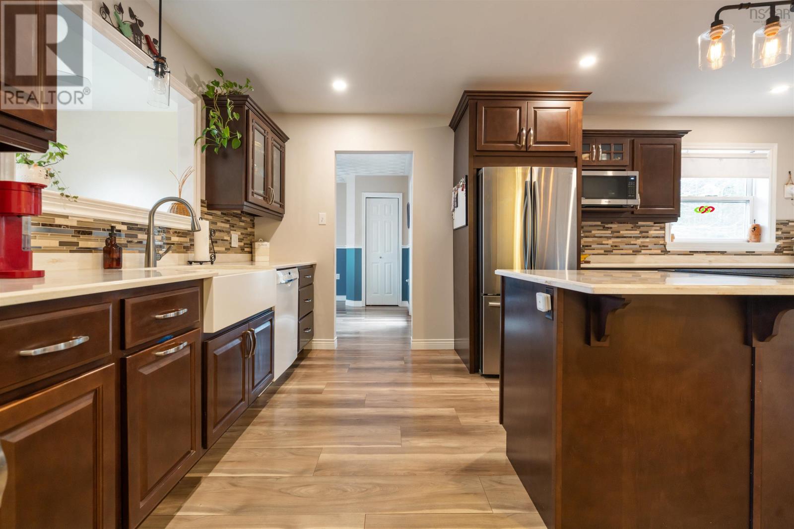 Property 19 of 46 of 156 Teviot Place