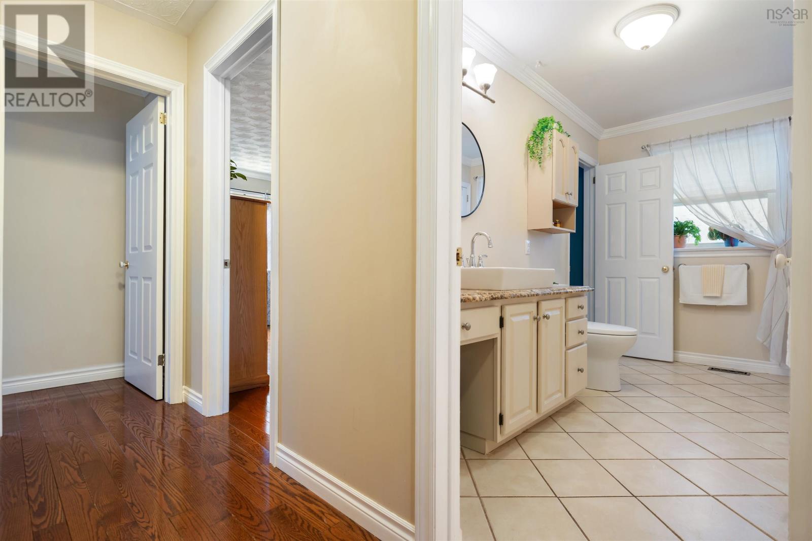 Property 31 of 46 of 156 Teviot Place