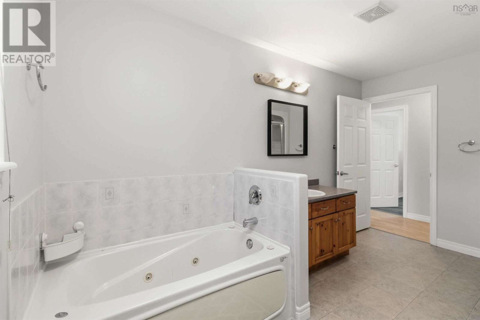 Property 28 of 43 of 90 Serocco Crescent