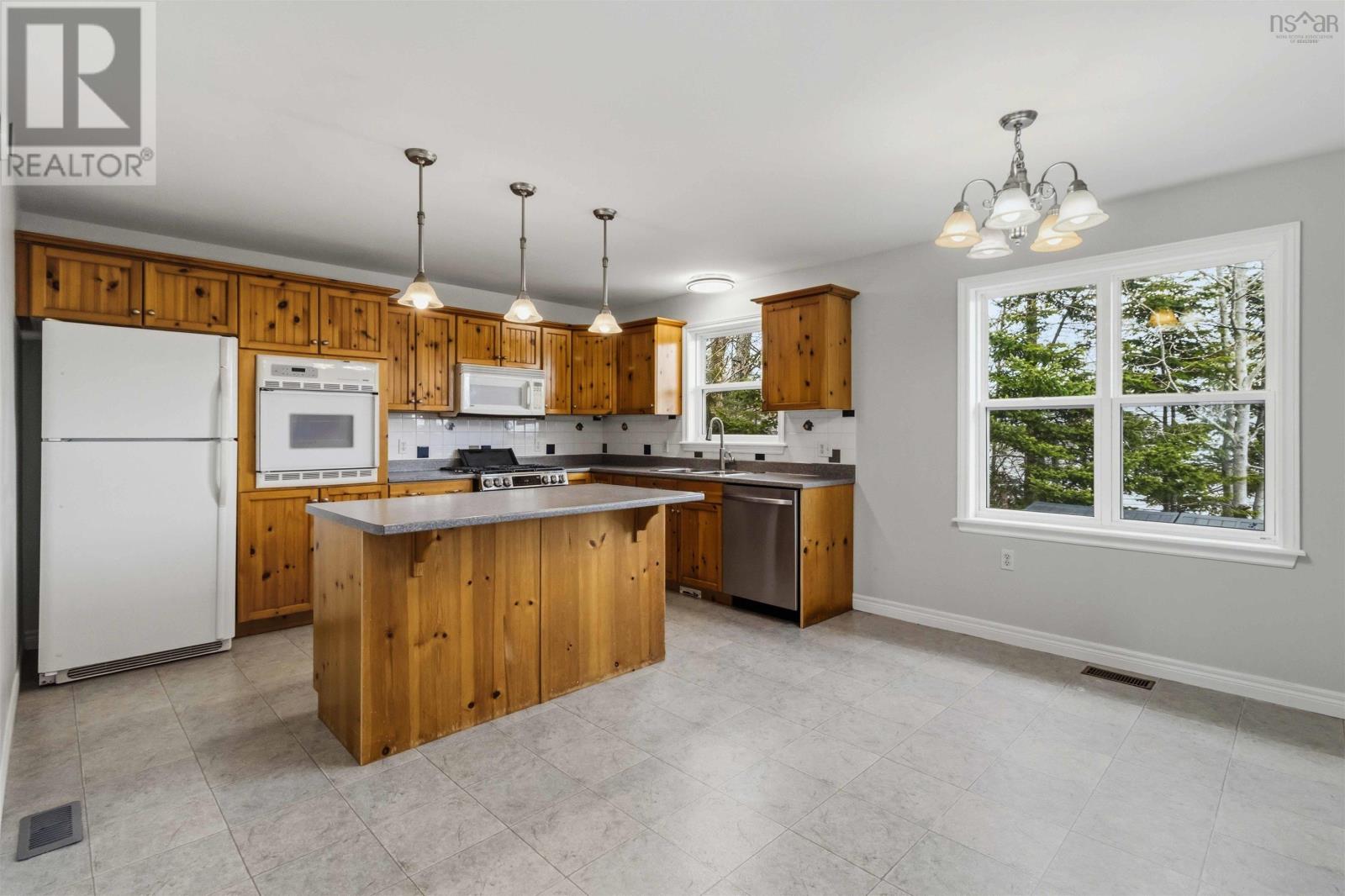 Property 10 of 43 of 90 Serocco Crescent