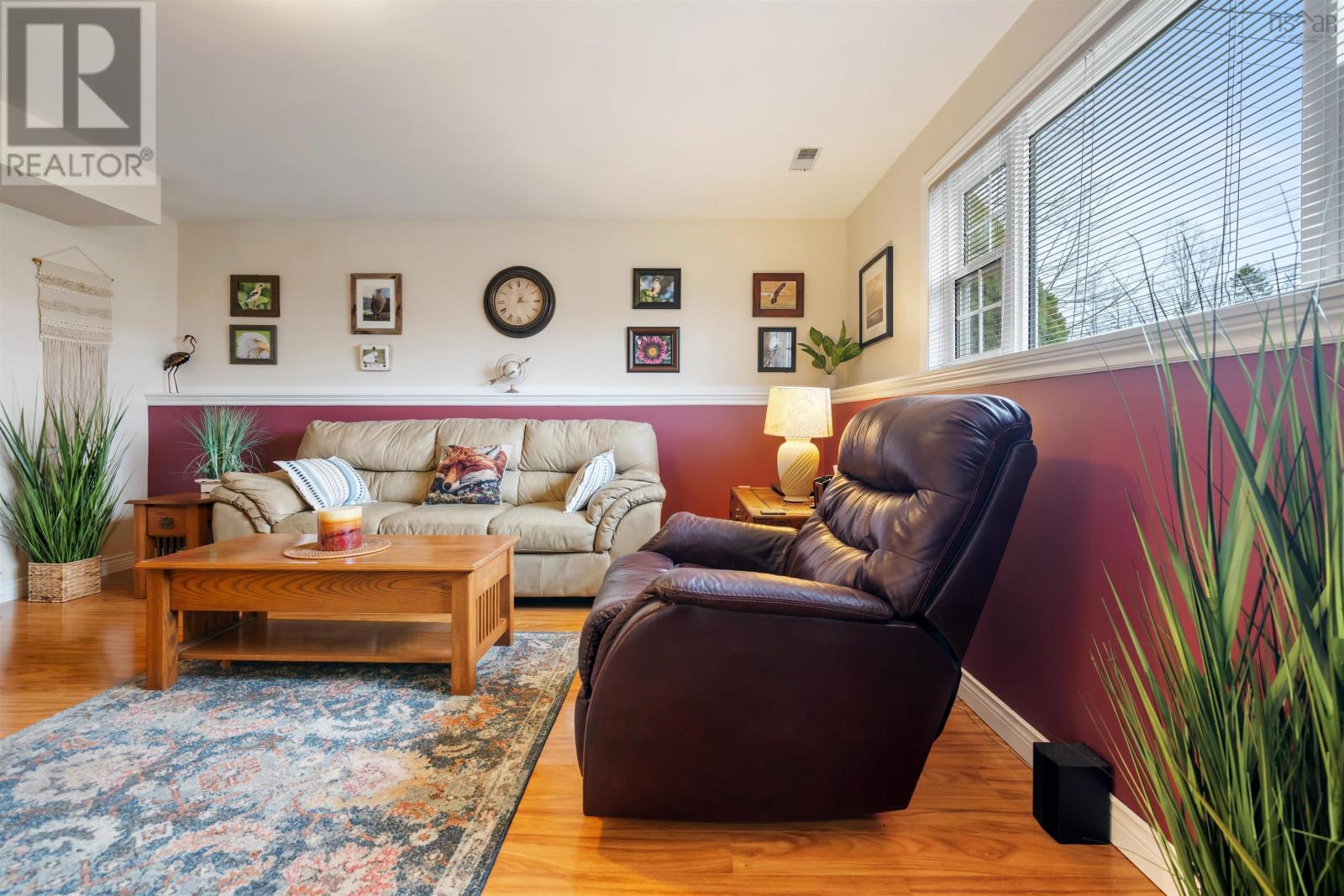 Property 37 of 46 of 156 Teviot Place