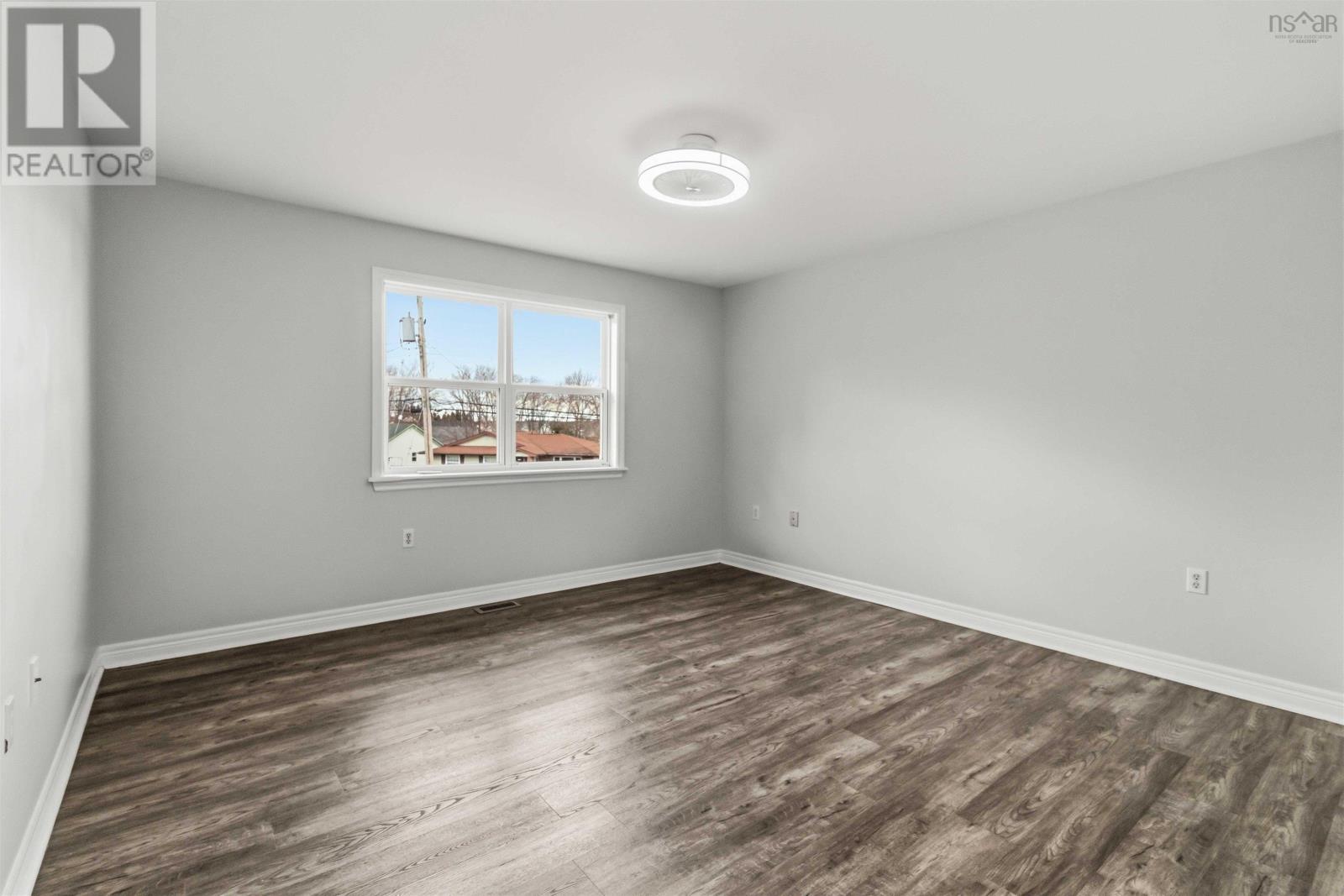 Property 24 of 43 of 90 Serocco Crescent