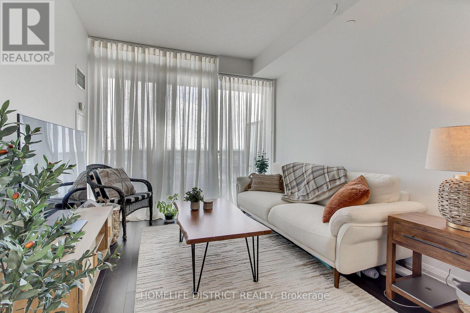 #717 7895 JANE STREET - 14
