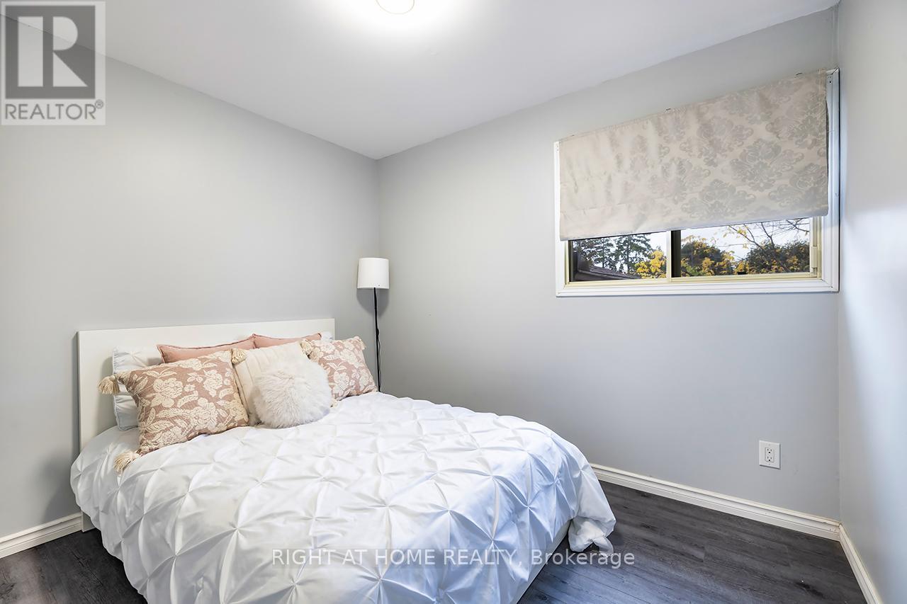 100 HUMBER LEA ROAD - 14