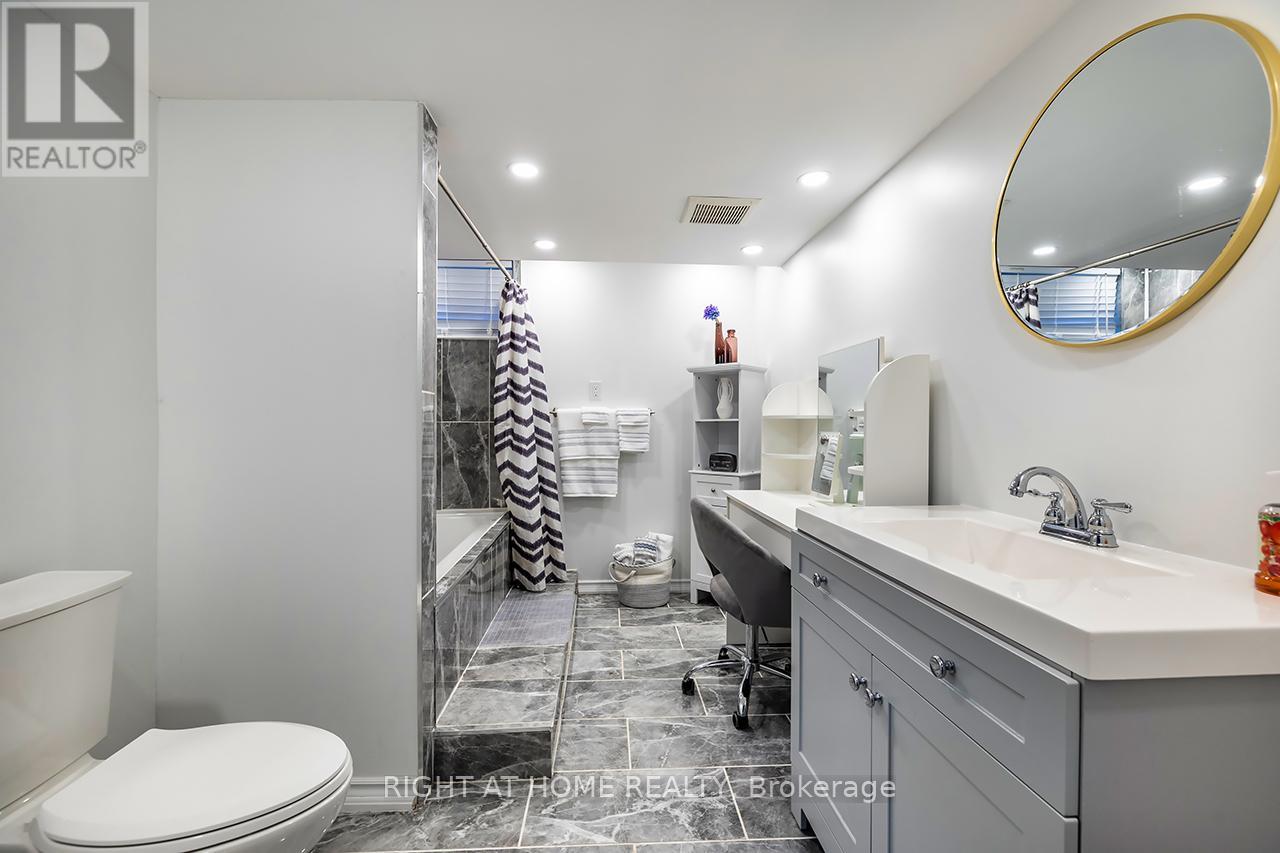 100 HUMBER LEA ROAD - 15