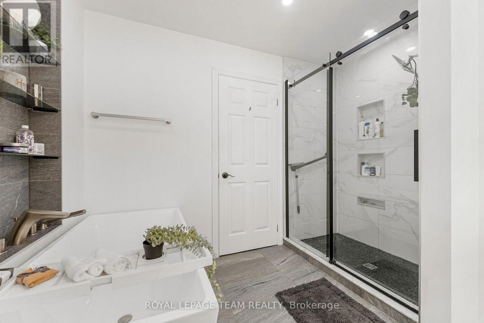 230 OPEONGO ROAD - 25