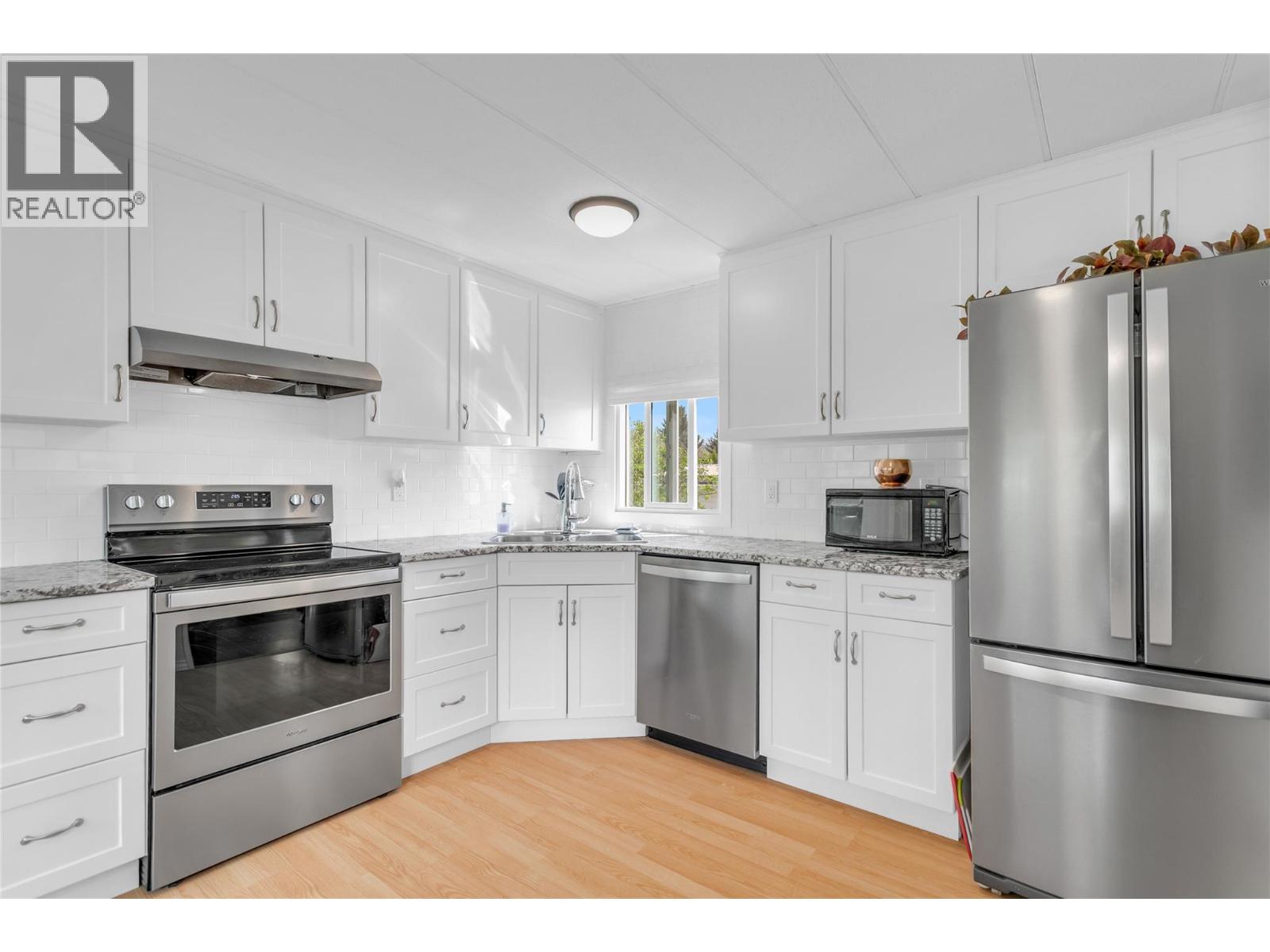 12022 Pretty Road Unit# 16, Lake Country