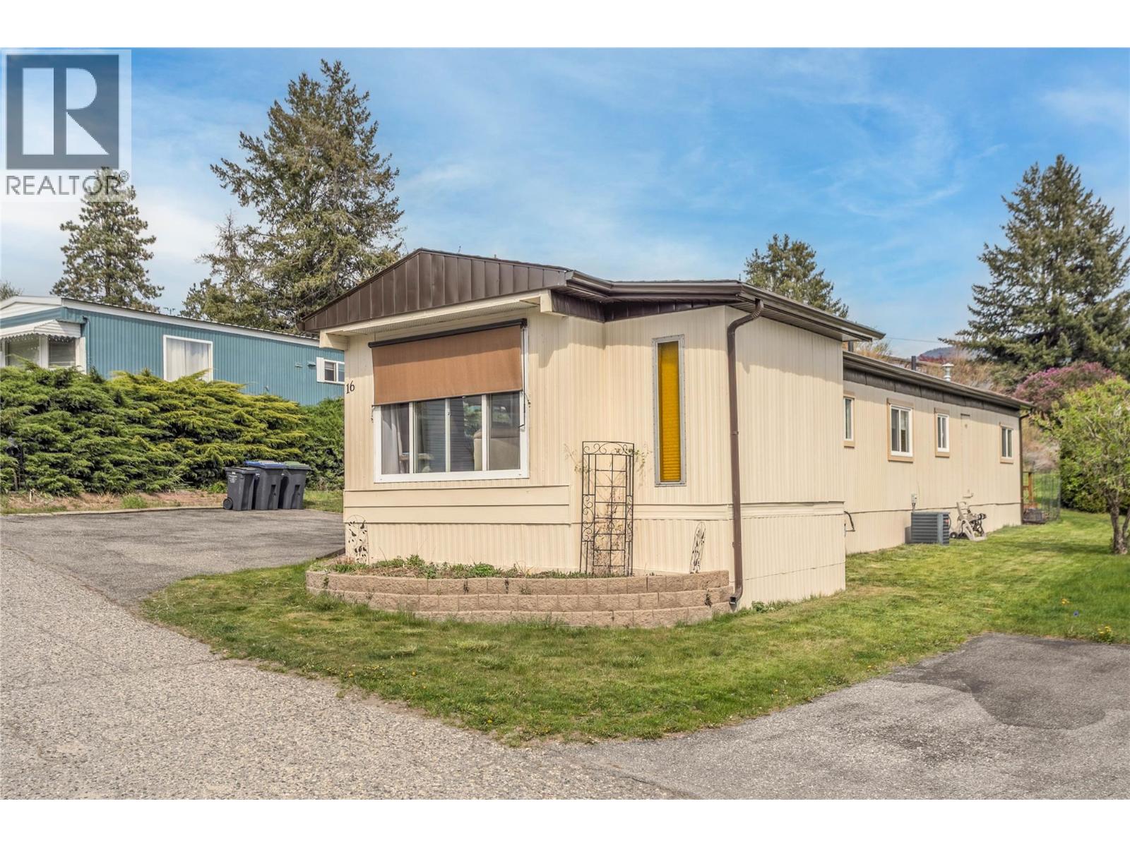 12022 Pretty Road Unit# 16, Lake Country