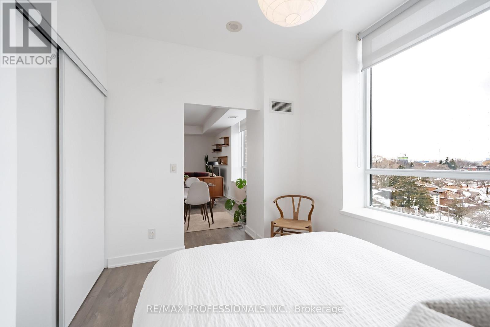 #811 11 SUPERIOR AVENUE - 18